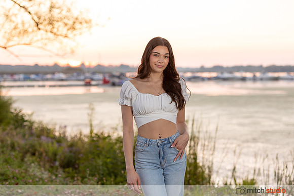2M8A2210-Edit